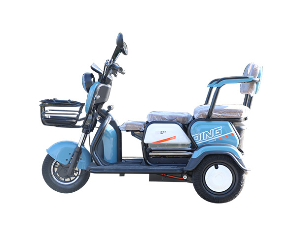 阜陽三開車型