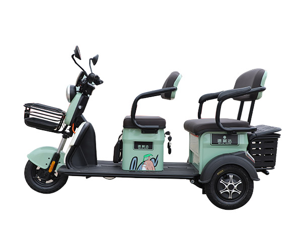 阜陽三開車型
